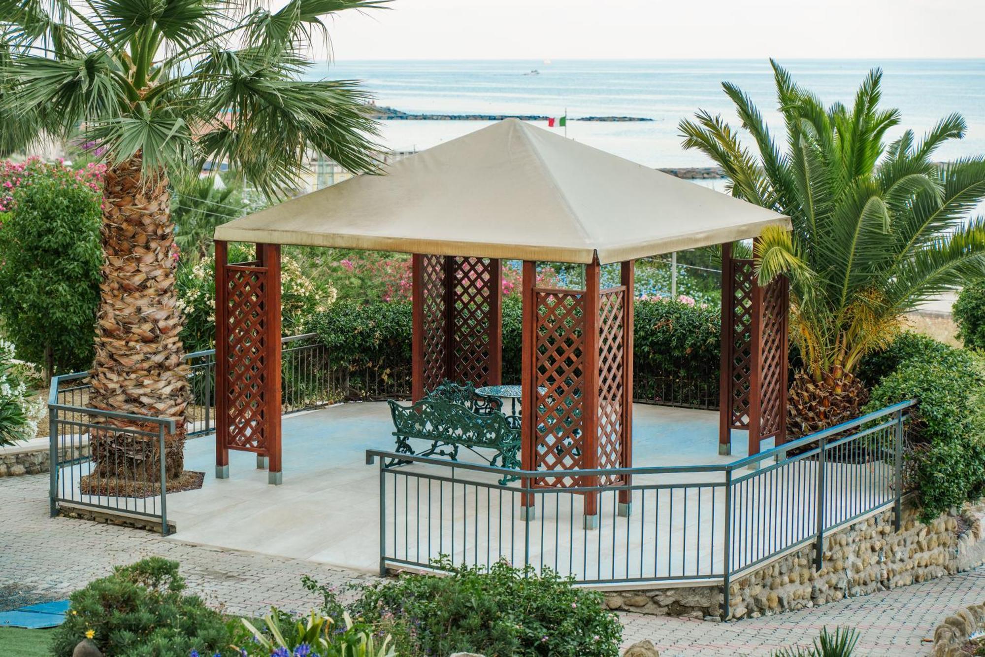 Hotel Villa Levi San Remo Kültér fotó